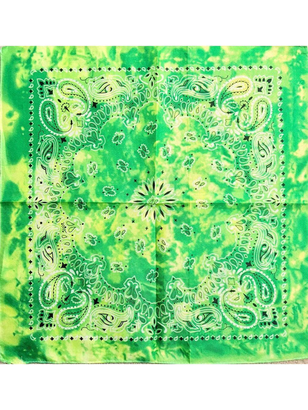 Vibrant Green Tie-Dye Paisley Bandana 22" Square New Without Tags
